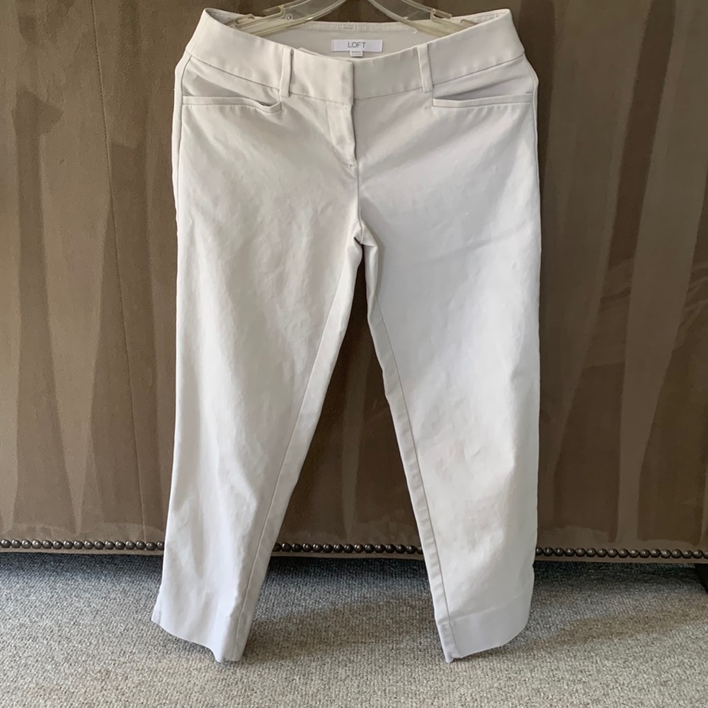 Off-white plain front capri pants - perfect for spring and summer!